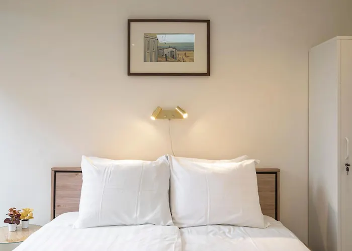 Elysium * 赞德沃特